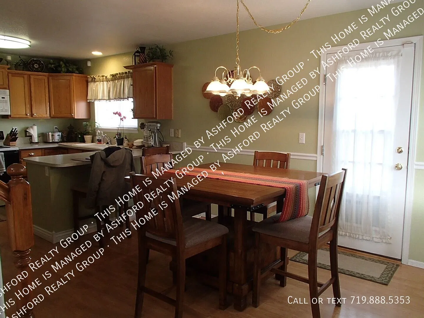 4 bed, 4.0 bath, 1979 sqft, $2,000 — Photo 3