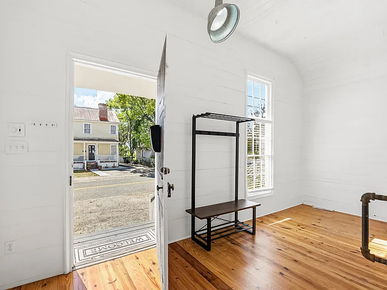 entry at bedroom 2