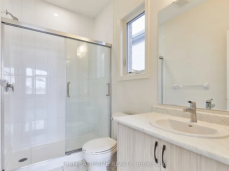 2122 Cayenne St #UPPER LEVEL — Photo 23