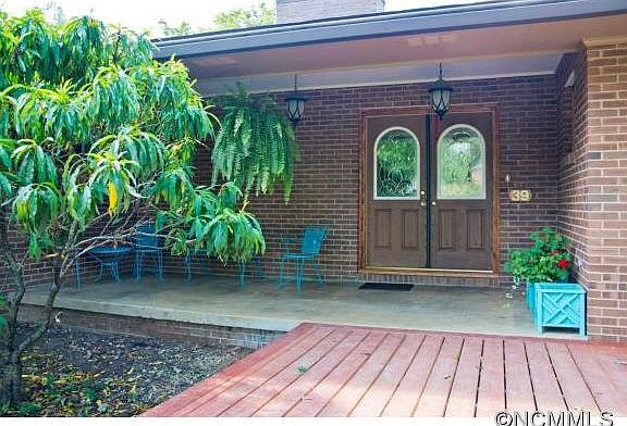 2nd image of 39 Clement Dr