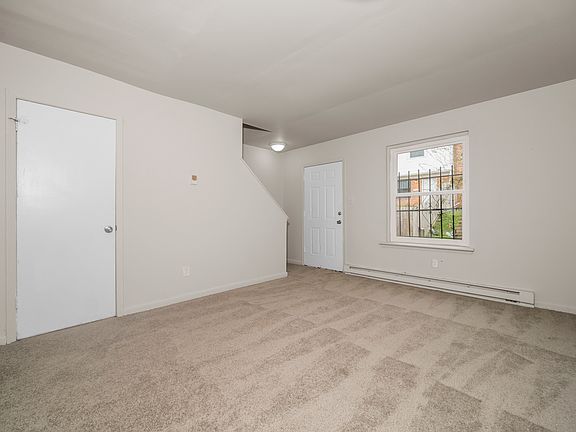 5th image of 1331 Minefee St