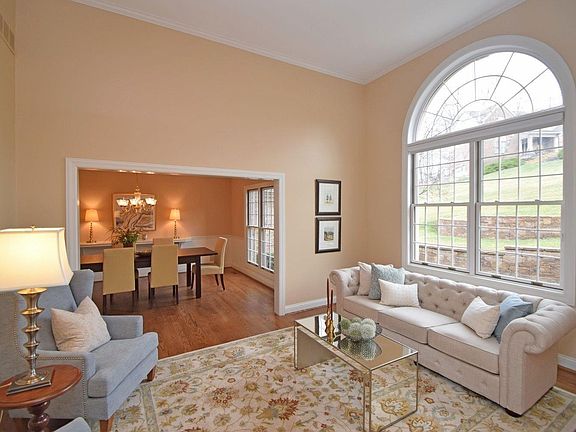 4th image of 5749 Kensington Ridge Dr