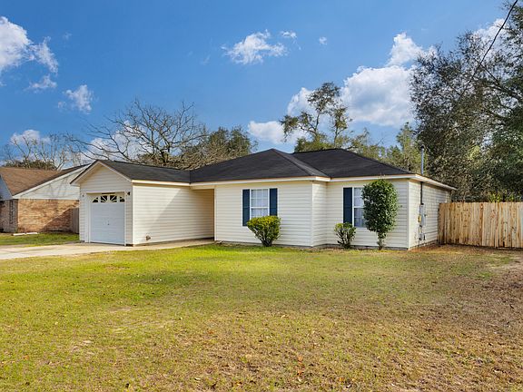 2nd image of 4803 Young Rd