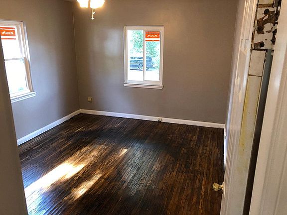 5th image of 1218 Park Dr