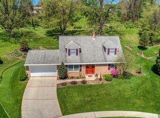 132 Briarwood Ct, Camp Hill, PA 17011