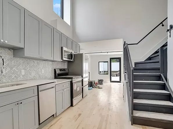 176 Bayard St #1R