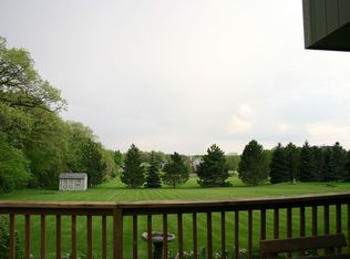 41W513 Woodland Dr, St Charles, IL