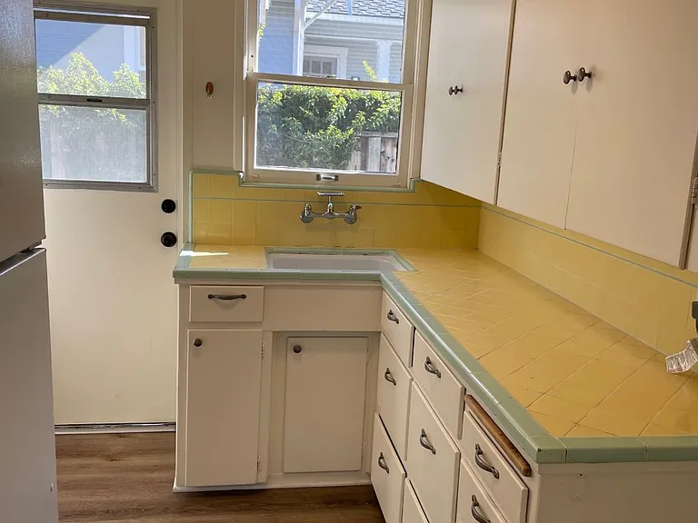 1710 Broad St — Photo 5