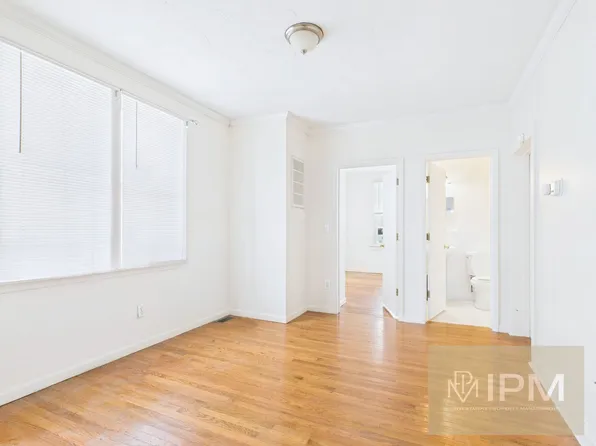 366 High St, Hanover, PA 17331