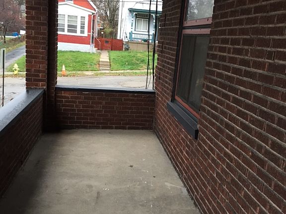 4th image of 5142 Silver St