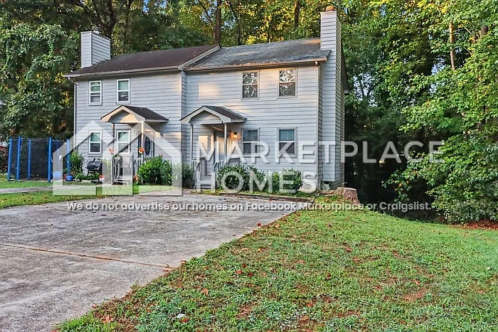 2 bed, 2.5 bath, 1975 sqft, $1,599 — Photo 2