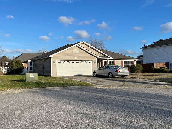 3rd image of 1368 Belle Grove Cir
