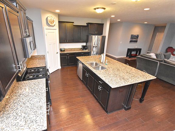 4th image of 2642 Hadley Grove South Dr