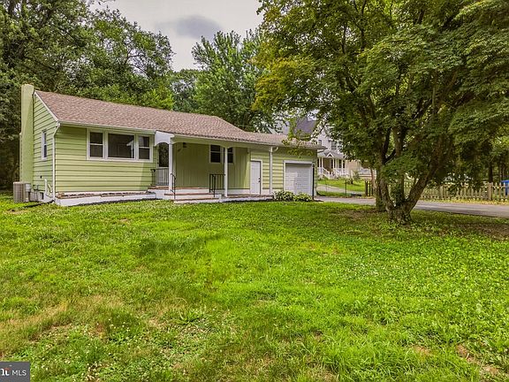 2nd image of 171 Morrow Ln
