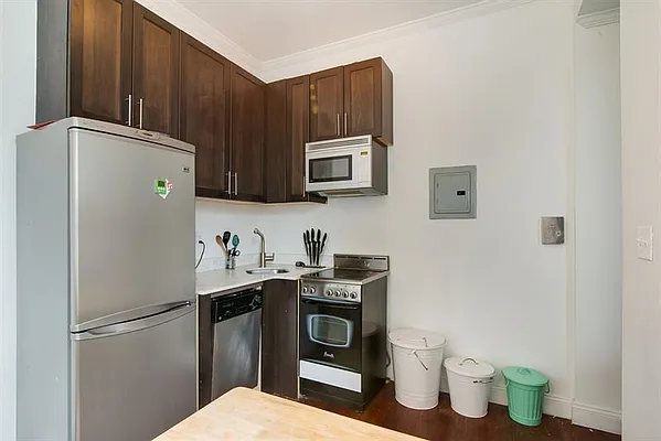 Rented by LG Fairmont Group | media 19