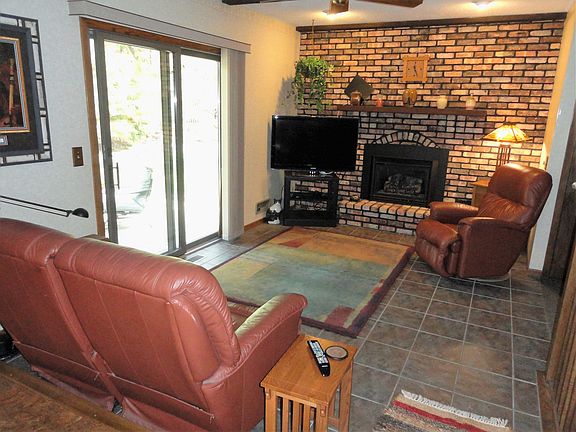 4th image of 2412 Driftwood Ln
