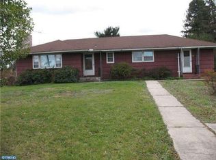 220 Bull Run Rd, Ewing, NJ 08638