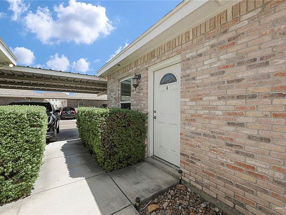4th image of 412 Carlisle Ave #4