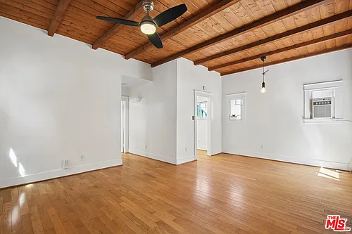 2515 Elsinore St Photo 1