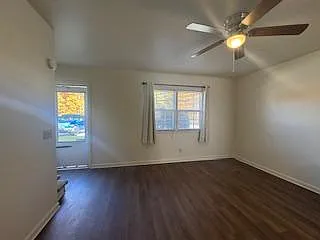 200 Mountain View Dr Apt D — Photo 3