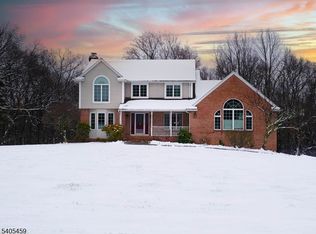 6 Meadow Lake Dr, Hardwick Twp., NJ 07825