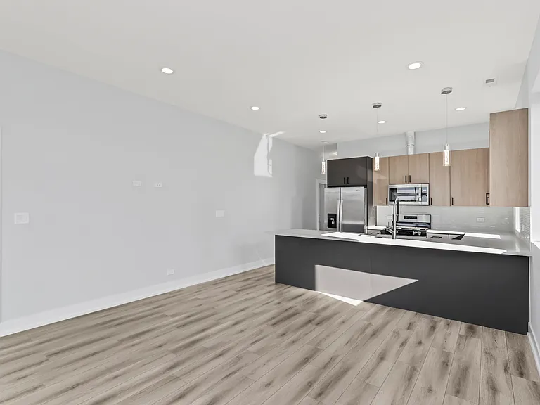 6453 S Ingleside Ave #3S — Photo 3