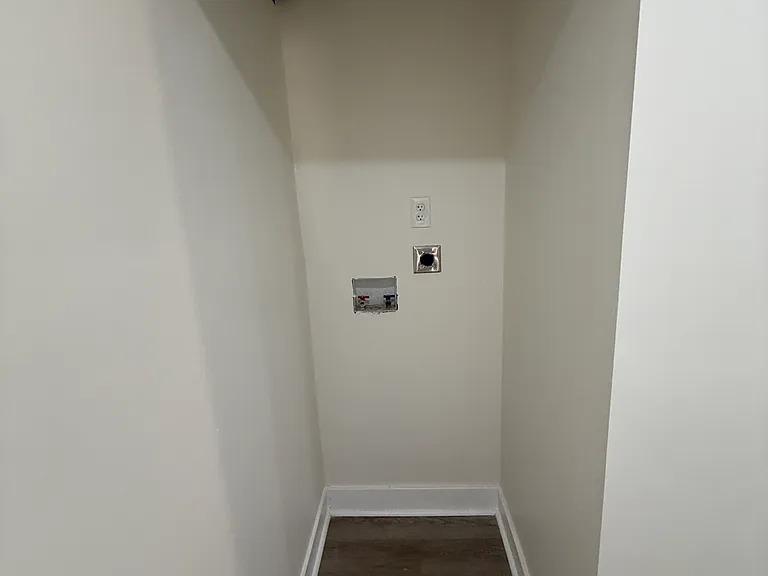 808 Winston Ave — Photo 16
