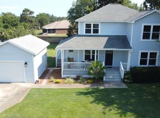 1421 Little Duck Cir, Gulf Breeze, FL 32563