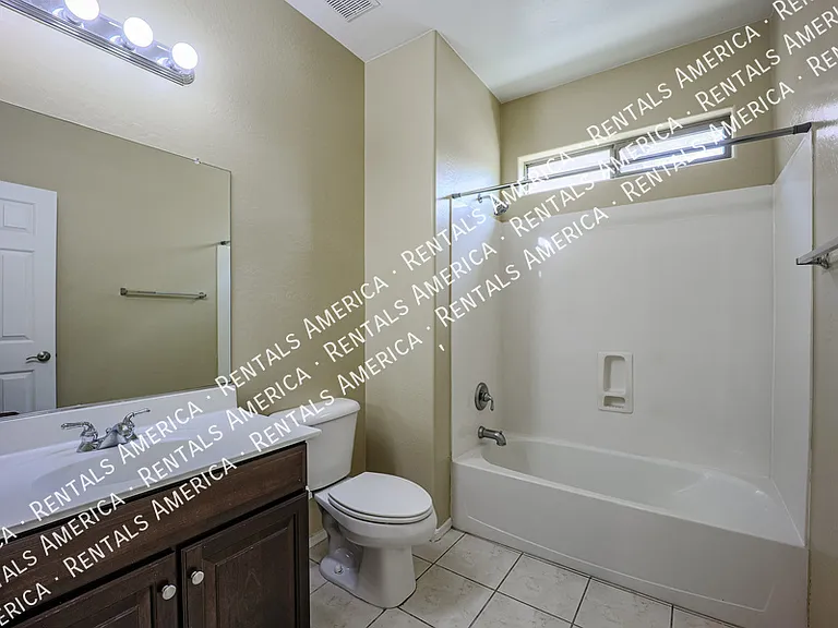 6846 W Saint Charles Ave — Photo 16