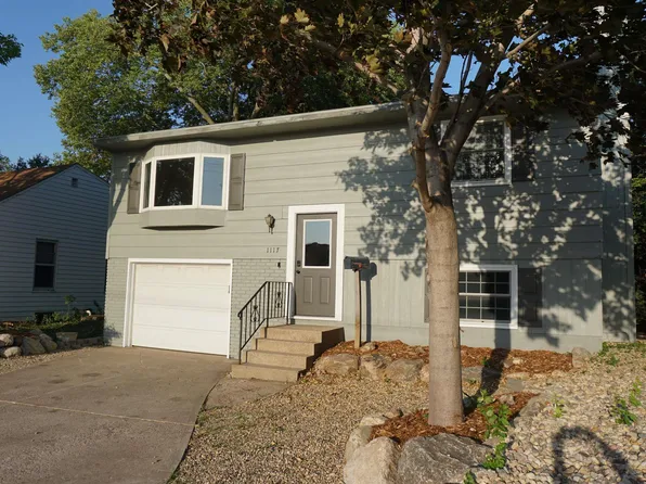 1117 N Kiwanis Ave, Sioux Falls, SD 57104