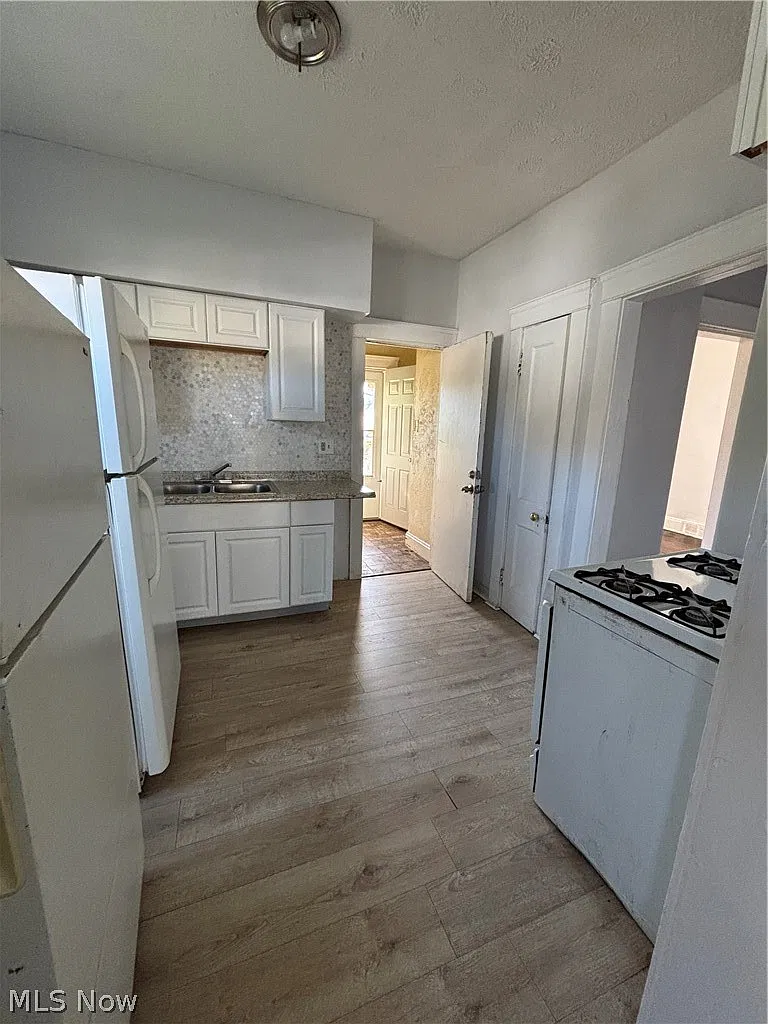 2 bed, 1.0 bath, 1027 sqft, $980 — Photo 4