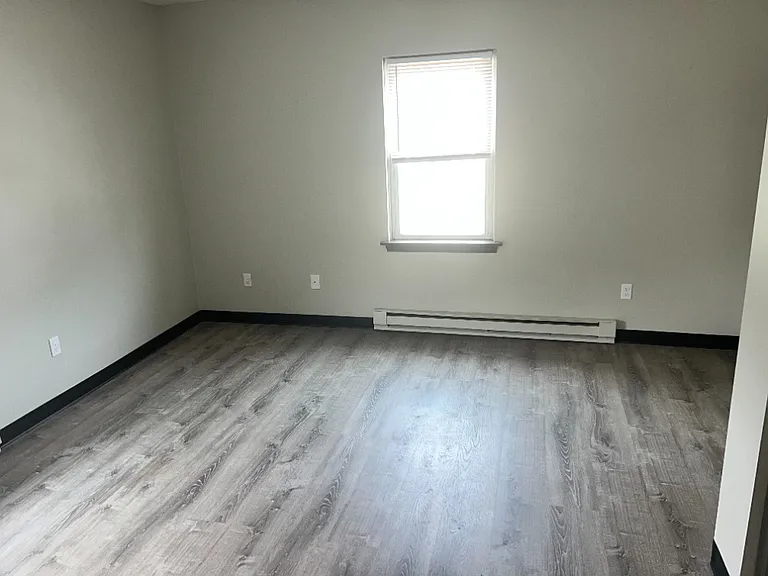 55 N Main St — Photo 3