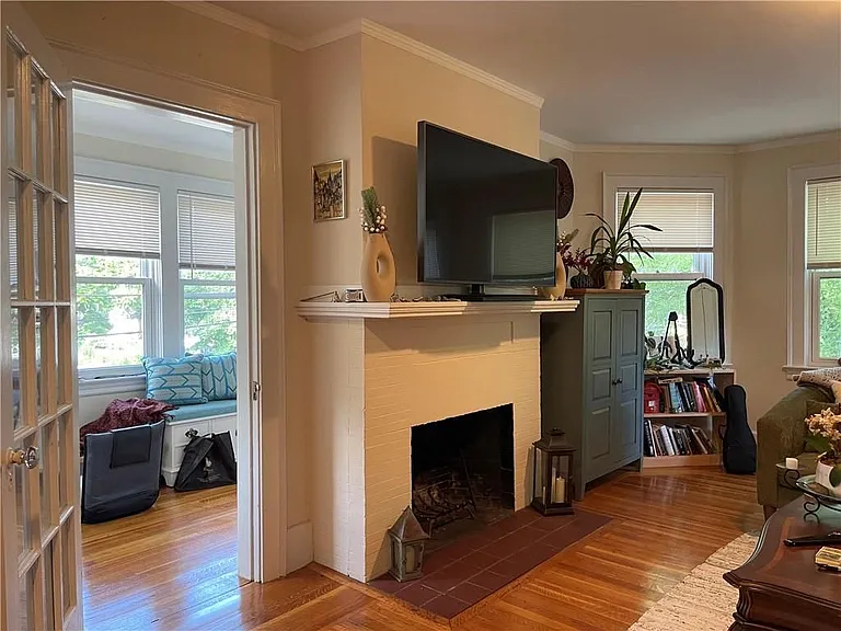 460 Morris Ave #2 — Photo 7