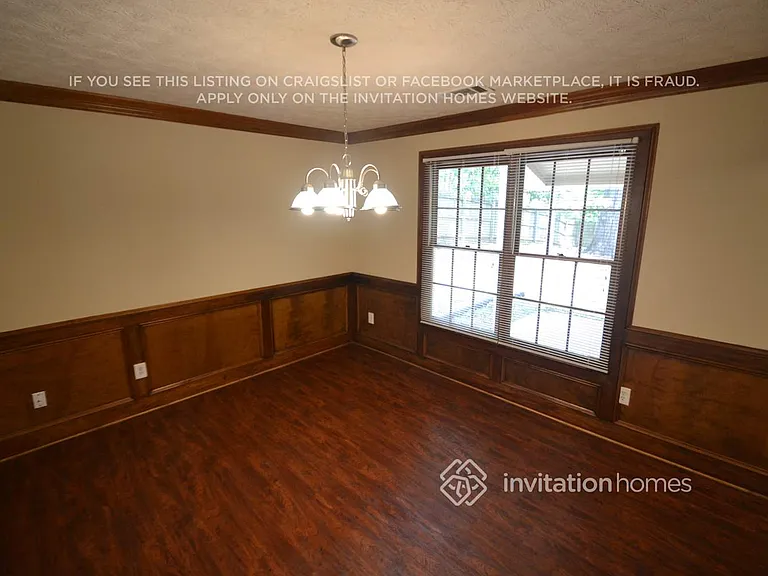 2870 Spring Ridge Cir — Photo 3