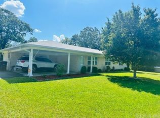 1 Oakwood Mnr, Sherwood, AR 72120