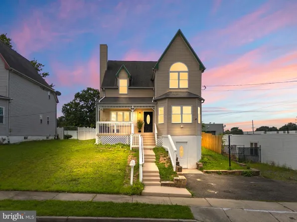 3241 N 48th St, Merchantville, NJ 08109