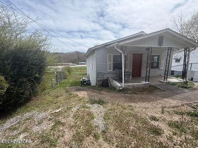 411 Hen Valley Rd, Oliver Springs, TN, 37840