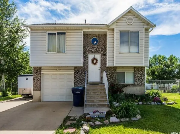 5273 S 2690 W, Roy, UT 84067