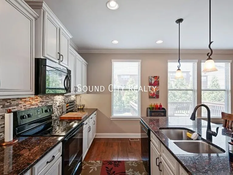 5128 Mountainbrook Cir — Photo 28