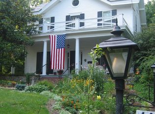 1414 Hillcrest Rd, Cincinnati, OH 45224