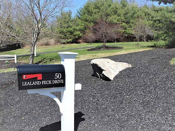 2nd image of 50 Lealand Peck Dr