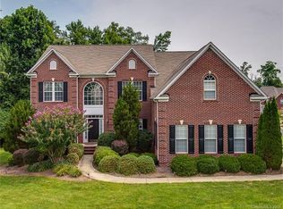 4005 Amhurst Ct, Matthews, NC 28104