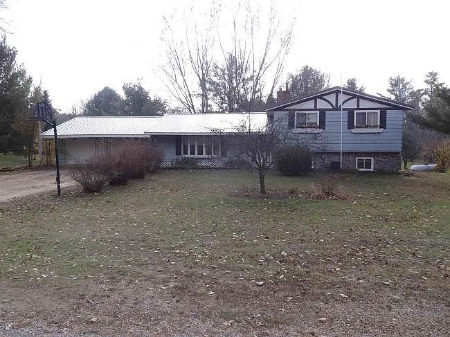 1st image of W10753 19th St