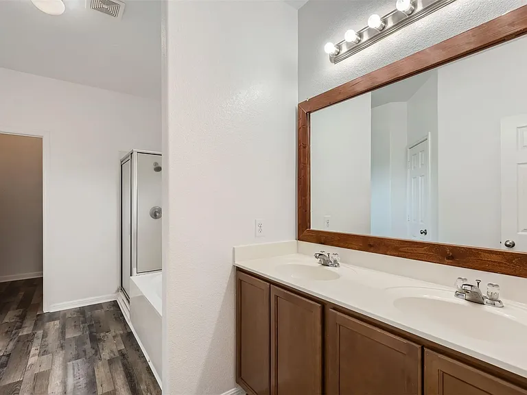131 Lavaca Loop — Photo 13