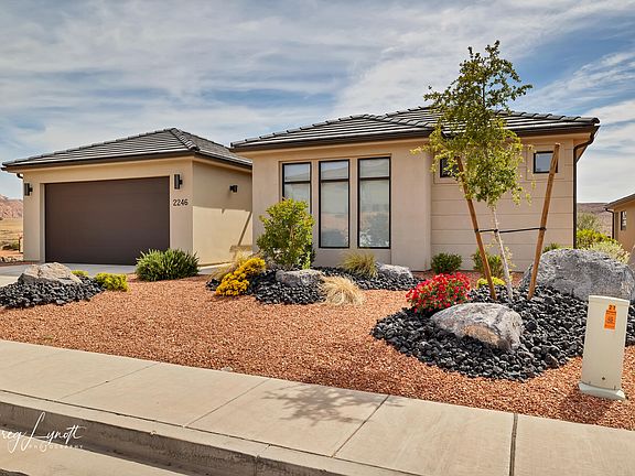 2nd image of 2246 N Serenita St