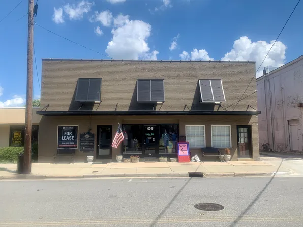 102 N Market St Ste C, Benson, NC 27504