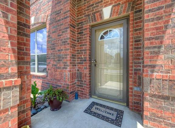 4th image of 8705 Ipswich Bay Dr