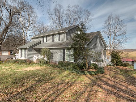 2nd image of 228 McClary Dr