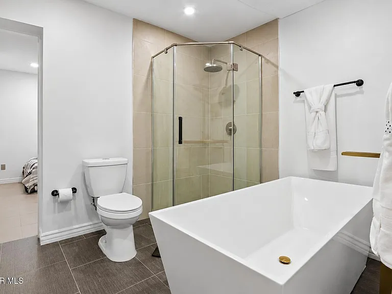 1210 N Luna St #1 — Photo 10