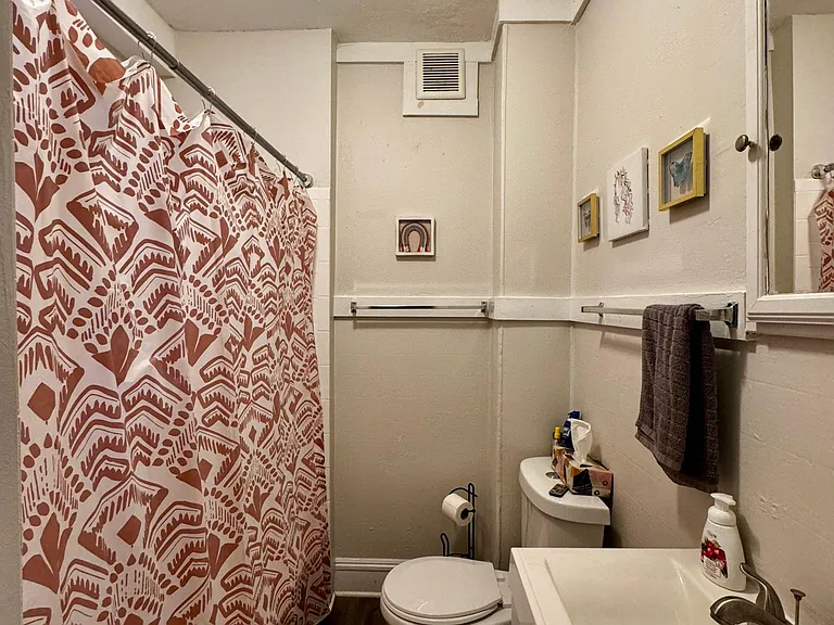 11 John St #10 — Photo 9